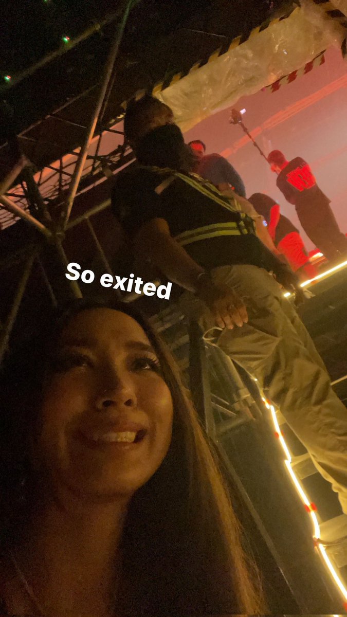 Kezar3659's tweet photo. งาน #EDM ก็มา 🦾😹🔥
🔥#MILLI VS #DJSnake 🔥
#808festival #808Festival2022
#SupportMilli https://t.co/DX3SdVikDc