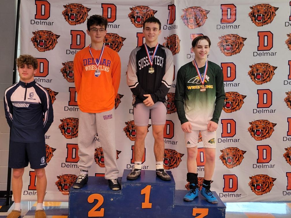 Congratulation to Ryan Goehner (126), placing 2nd at the Delmar Invitational!