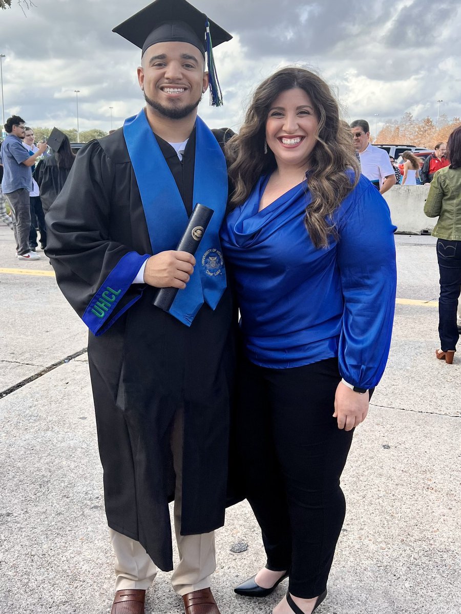 tonya_johnson1's tweet photo. College Grad 👨🏽‍🎓❤️ @Jordan11Taylor https://t.co/06M3Z2hEHR