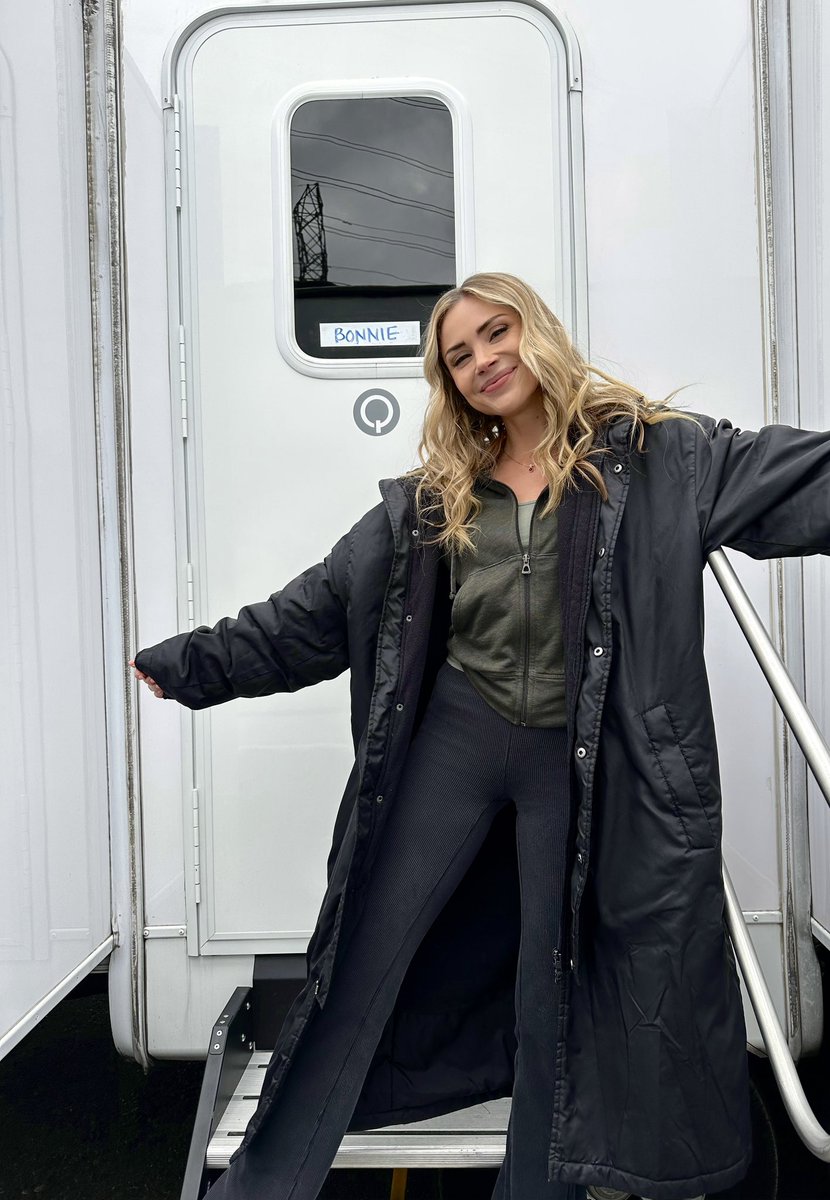 Karissaleelee's tweet photo. I love this job! 🎥💙 @swatcbs https://t.co/UvsrDBTWzr
