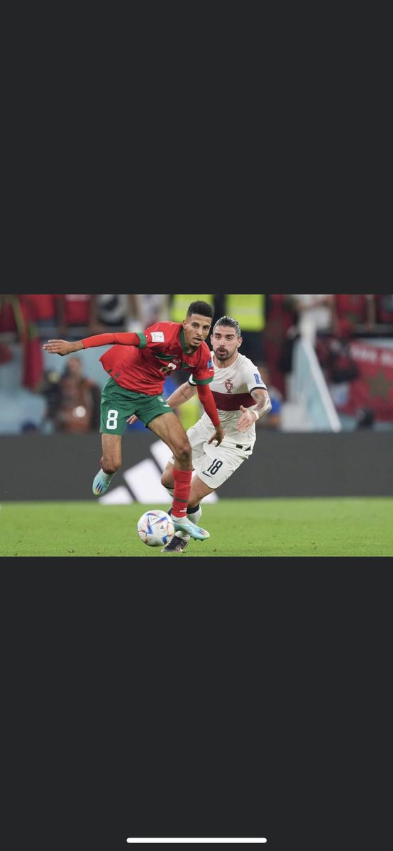 في الماتشات الاوائل ضد كرواتيا و بلجيكا خيب ظني، لكن من بعد ماا شاء الله، رسام و فنان في الملعب، متعة و احترافية و ختورية في مداعبة الكرة ، بالتوفيق عزالدين <a href="/AzzedineOunahi/">Azzedine Ounahi</a> #ديما_مغرب #قطر2022