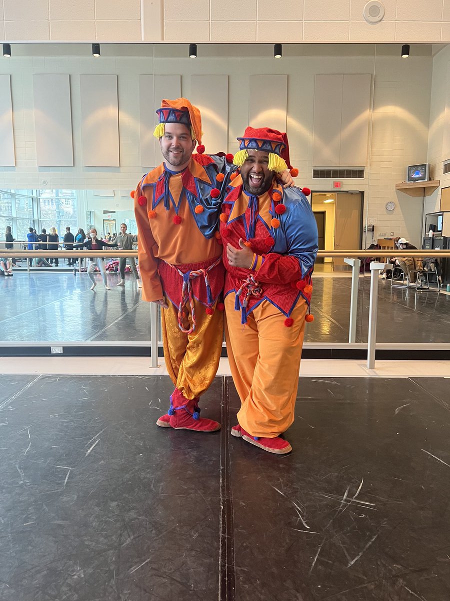 Congratulations to our opening day Cannon Dolls, Maitreyi Ramakrishnan of Netflix’s Never Have I Ever and Disney’s Turning Red, Actress and Content Creator Tia Bhatia, and CBC Radio Hosts <a href="/tompowercbc/">Tom Power</a> and <a href="/elamin88/">Elamin Abdelmahmoud</a> who had a blast onstage for a SOLD OUT #TheNutcrackerNBC.