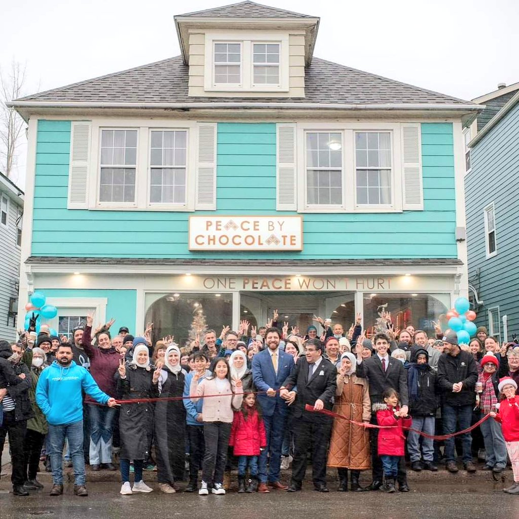 What a day! What a movement of peace lovers!

Absolutely heartwarming to see the amazing people of Antigonish come to join our Ribbon Cutting today although it was snowing.

Thank you for all the love, Antigonish ❤️☮️🍫