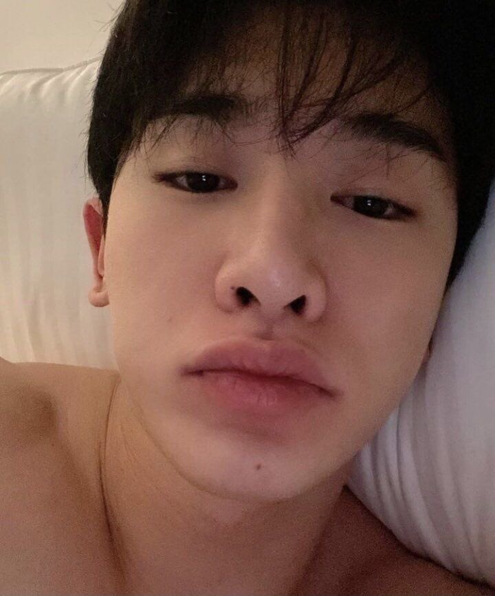 tinylofi's tweet photo. My anemic ass can never catch a break from being sick https://t.co/17xchKz1Sx