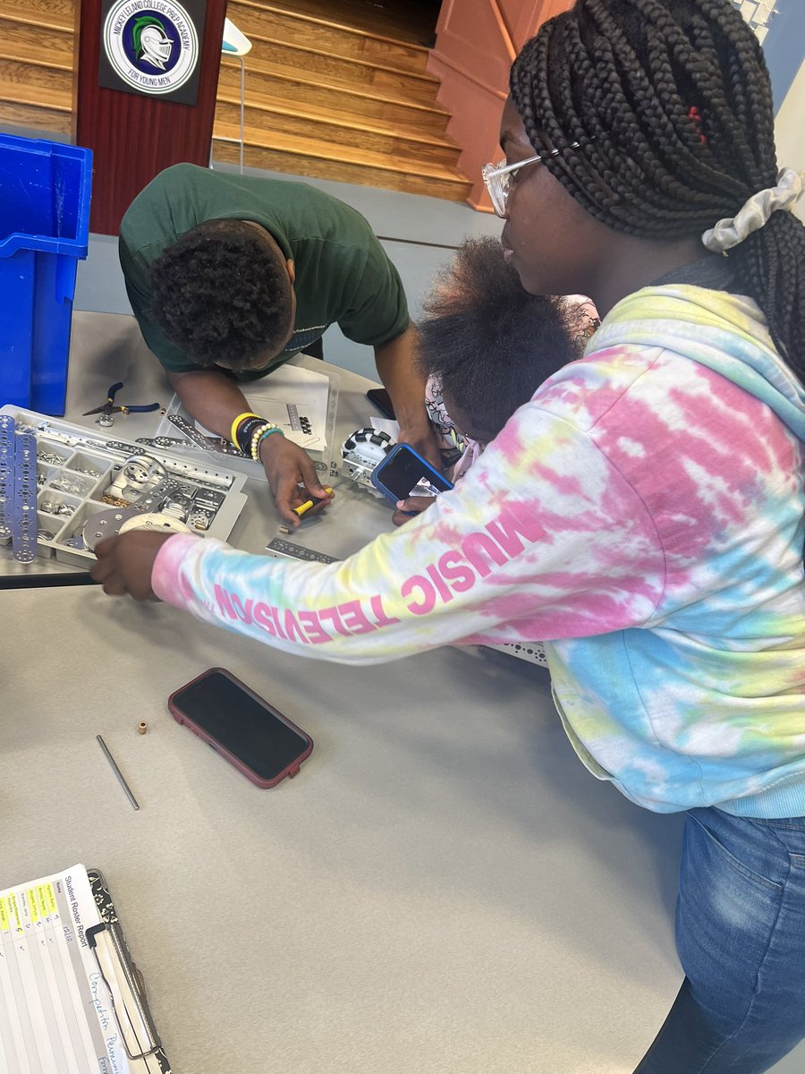 Attucks MS_HISD (@attuckspatriots) on Twitter photo Today our scholars learned to regroup and refocus… We will succeed!!! <a href="/WyllieShani/">Shani Wyllie</a> #staytuned Today our scholars learned to regroup and refocus… We will succeed!!! <a href="/WyllieShani/">Shani Wyllie</a> #staytuned