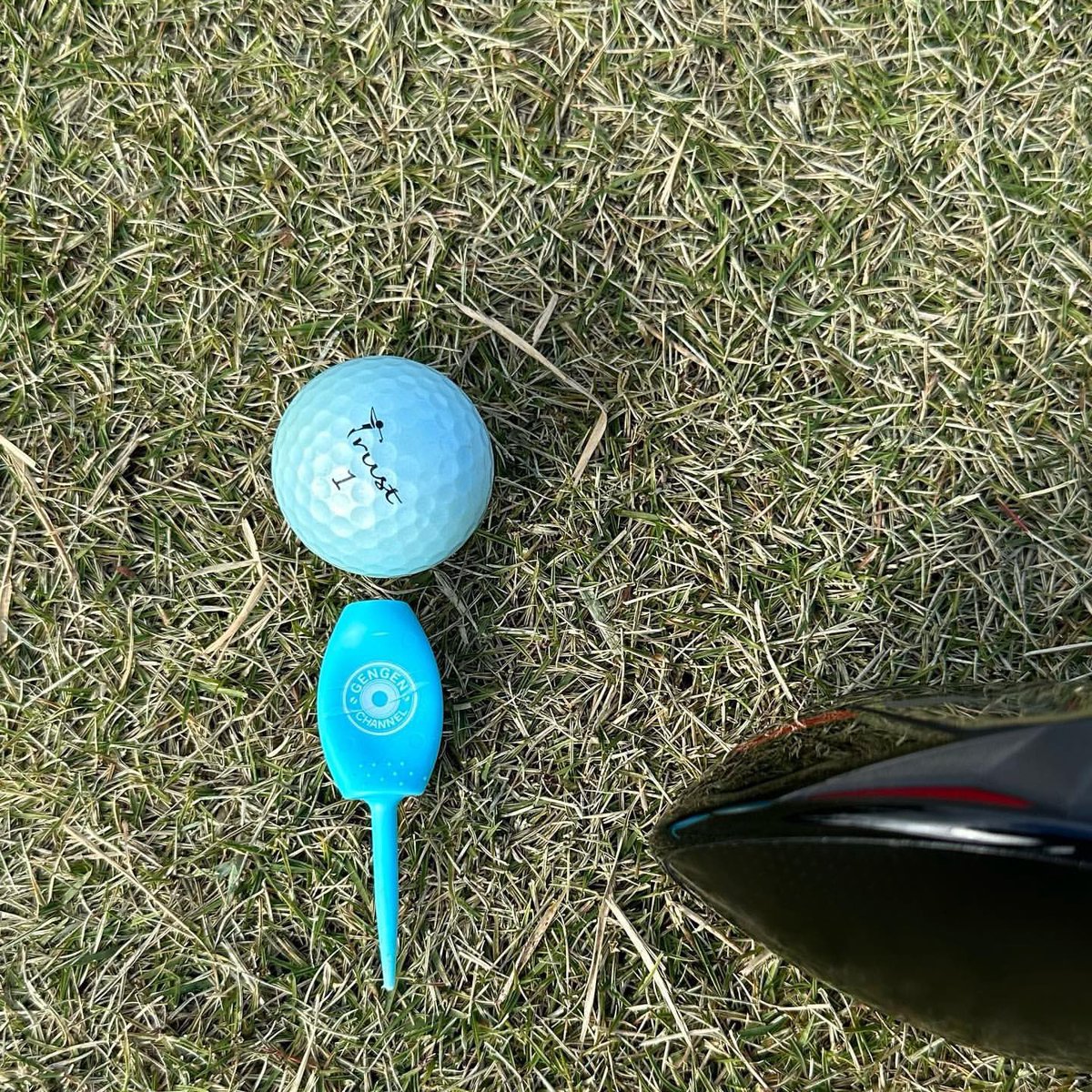 trustgolf_jp's tweet photo. 『Auroraのコントロール性能』

スピードと飛距離だけじゃない

着目すべきは

”フェアウェイキープ率”  ⛳️⛳️⛳️

📸 Thanks to “markun_g_golf”

#TrustGolf #トラストゴルフ #ゴルフ #ゴルフボール #ゴルフ好きと繋がりたい  #ゴルフスイング https://t.co/kcgLcyQM0l