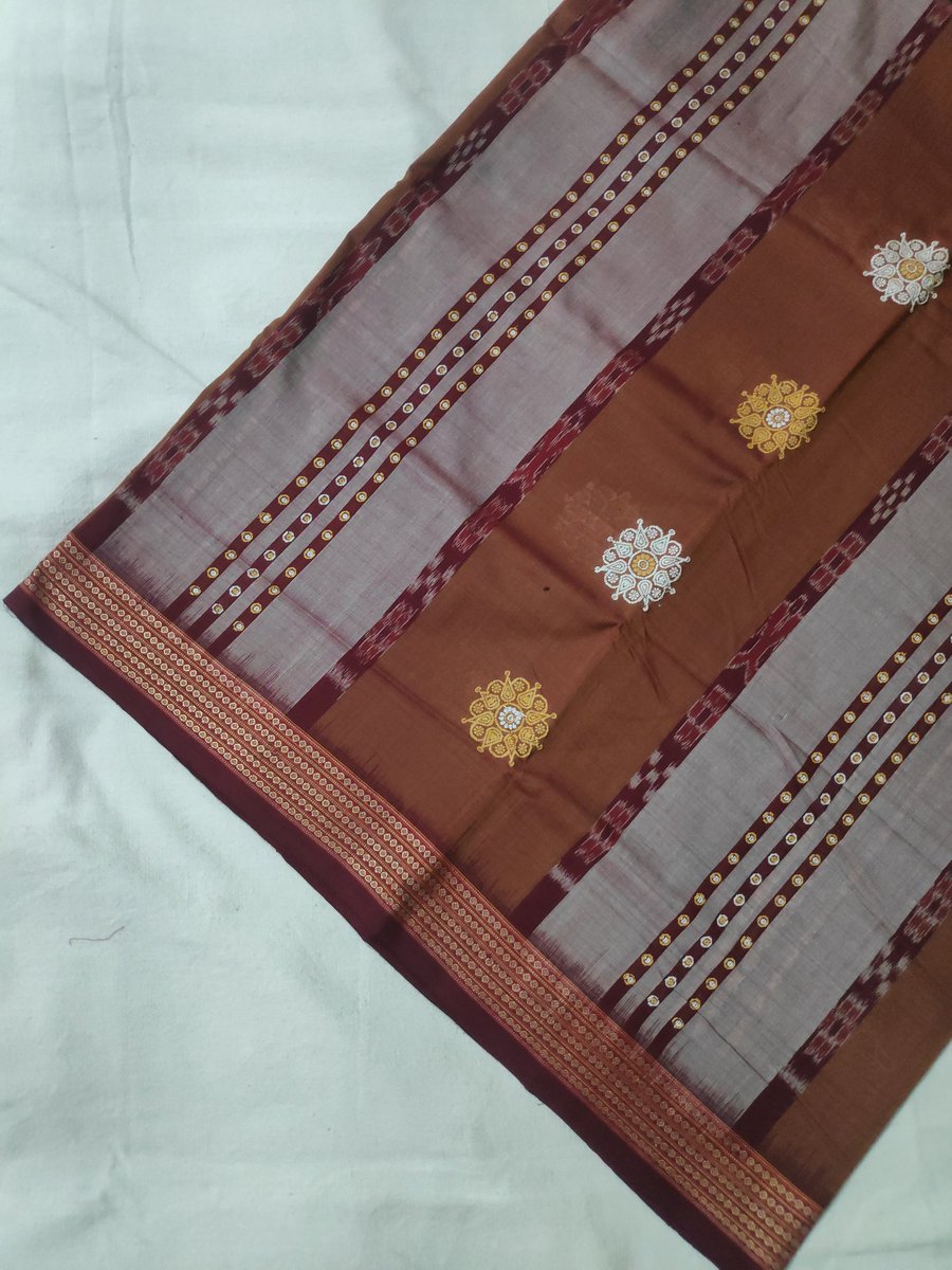 RT Share💐🙏🏻 #Bomkai flower #Bandha Aanchal #SambalpuriCotton #saree  #NavyaChoice #SambalpuriTwitter #SareeTwitter #OdishaHandloom #handmade #localbusiness #smallbusiness #Odisha #iwearsambalpurihandloom #VocalForLocal #sareeswag #SupportLocal #handloom #SupportSmallBusinesses