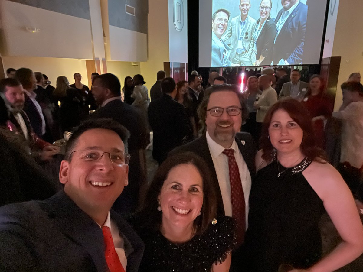1/3 What a wonderful and fun night at our Annual <a href="/OhioStateSurg/">Ohio State Wexner Medical Center Surgery Dept.</a> Holiday Party🎄 A great time was had by all!!! Enjoyed celebrating with all the great staff, residents/fellows and faculty who help make our #TEAM so special!!  Great to be a #Buckeye! 🎁….