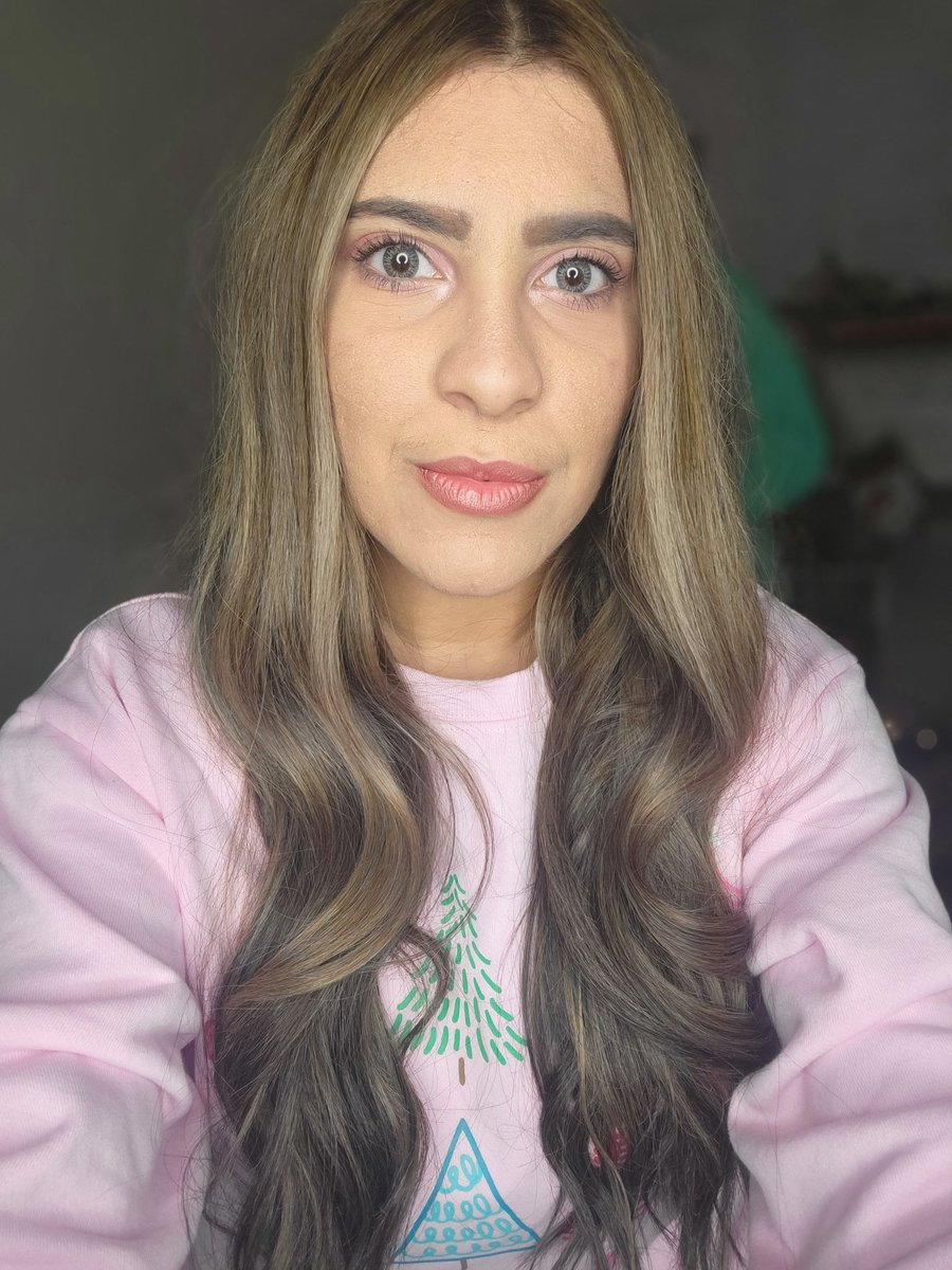 cecirodz1229's tweet image. Feeling icy ❄️
#blondie #wintertime #elsavibes