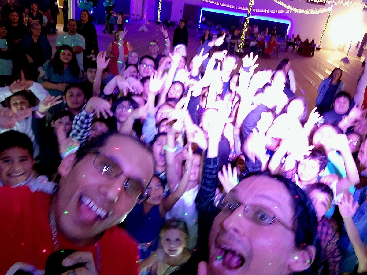MikeBoneMusic's tweet photo. Big shout out to everyone who came out to Aniyah's Winter Ball This event with @BGCA_Clubs Cherokee Youth Center has been 🔥🔥

#MakeAWish #fundraising @CherokeeNation https://t.co/NxcJjEDPzi https://t.co/KiB7HBxf7b