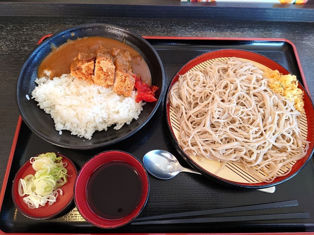 curryaround515's tweet photo. 前橋【そば三昧】
カツカレーセット(冷)

#前橋 #そば三昧 #カツカレーセット #カツカレー #もりそば #前橋カレー #前橋ランチ #群馬 #群馬グルメ #群馬カレー #前橋ランチ #カレー好きな人と繋がりたい #sobazanmai #蕎麦 #curryaround #そば屋のカレー https://t.co/Owkd7SFcWj