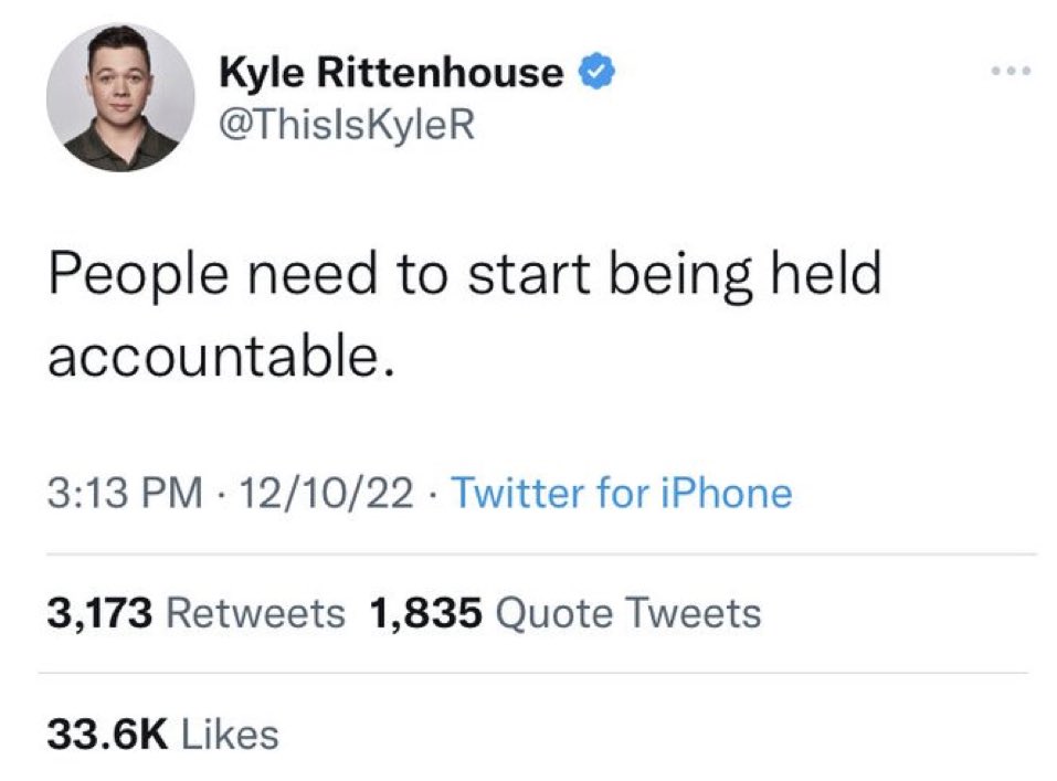 notcapnamerica's tweet photo. 😐 https://t.co/420uIsZ7Zj