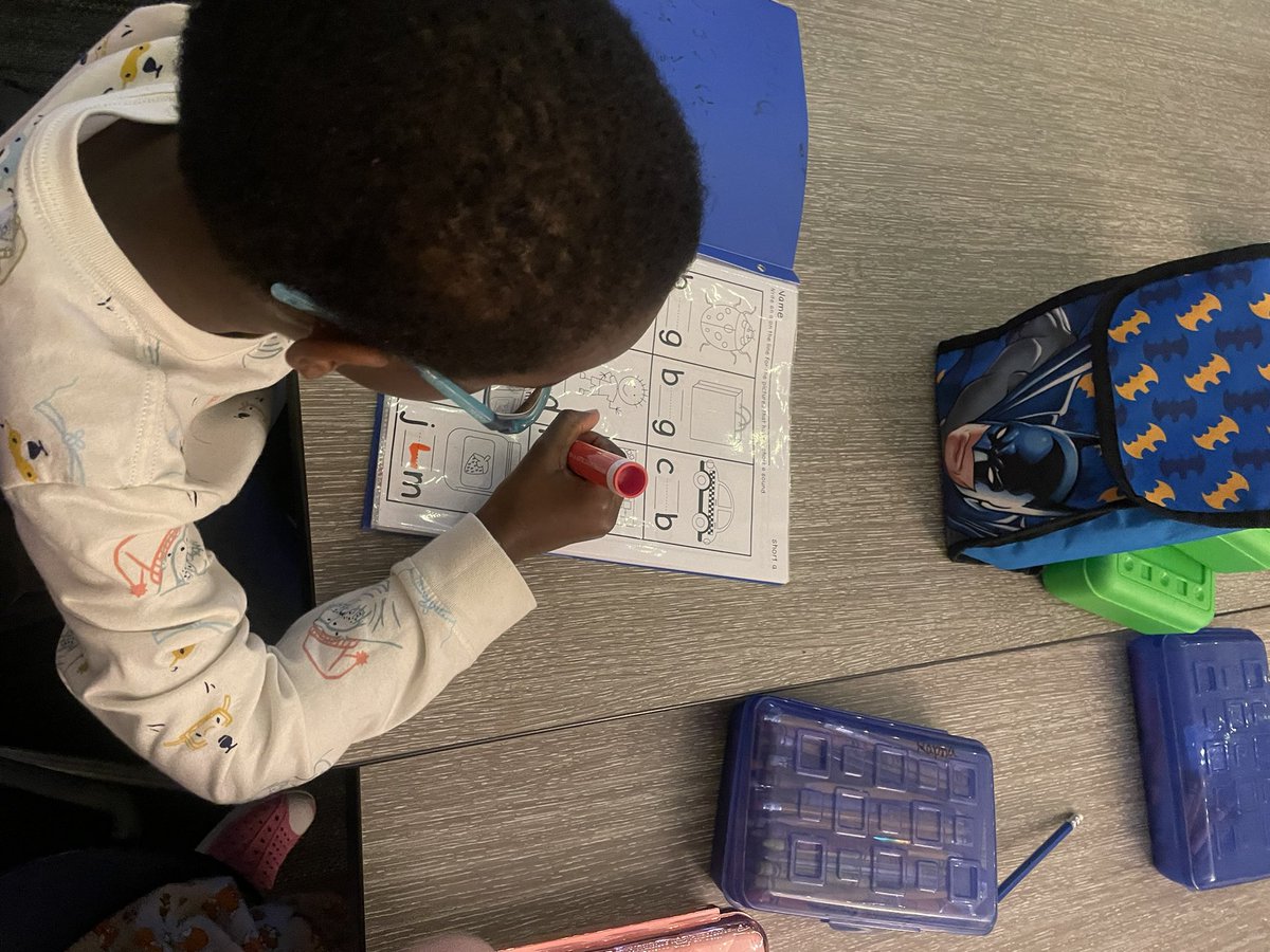 MsSchoeck11's tweet photo. New morning folders π€© Yay pta meeting for giving me a reason to stay late and finish this project β€οΈ we graduated from tracing our letters every morning π©βπ #setnewgoals https://t.co/uwcVu5mzaG