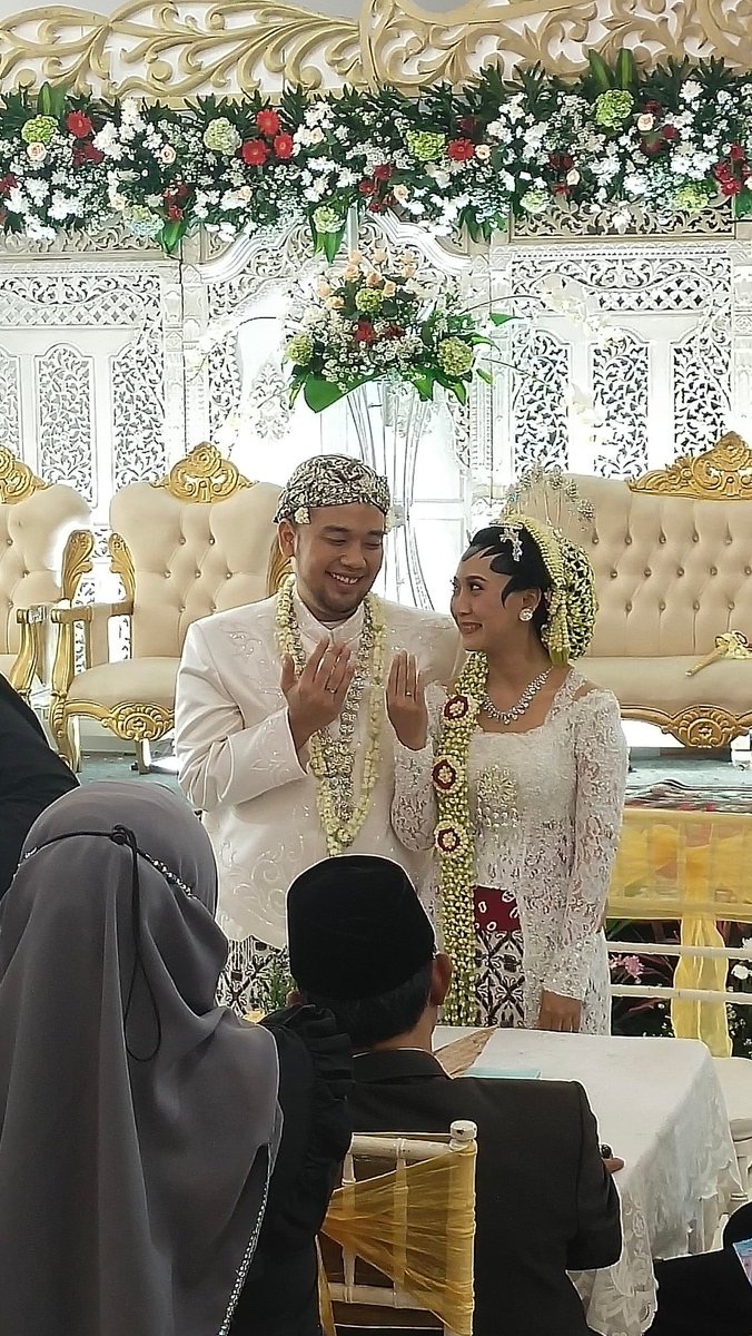 pelfhels's tweet photo. 💍💍♥️♥️ https://t.co/NxBM1A14I6