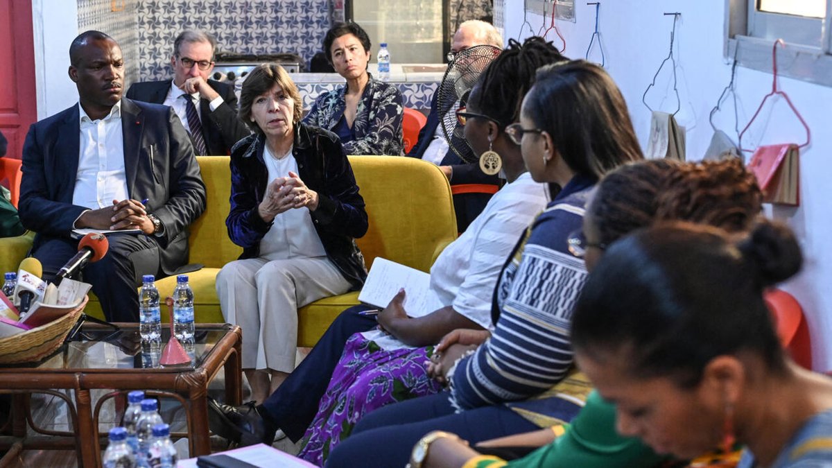 RFIAfrique's tweet image. En visite en Côte d’Ivoire, la cheffe de la diplomatie française dénonce le sentiment anti-français rfi.my/8yki.t