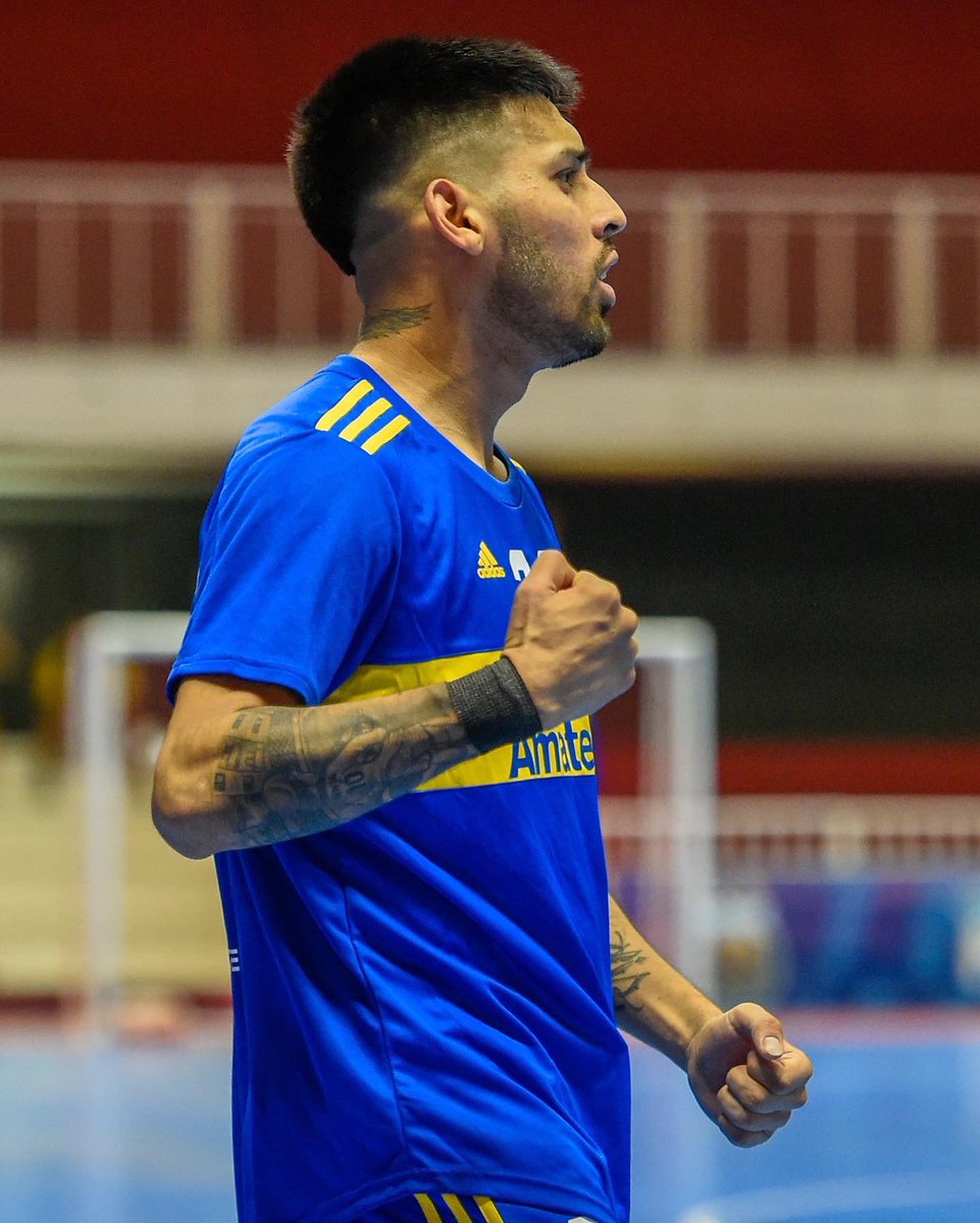 PuntoBocaRadio's tweet photo. Futsal | CINCO fueron los goles del Xeneize (#Raigada en contra, #Ramírez, #Ninotti, #Arrieta y #Flores) en su primera presentación en la #LNFS2022 frente a Banco Provincia, quien finalizó el partido con el tablero en 0. 💪🏻
📸@BocaFutsal
✍🏻 @chinafarina https://t.co/riEiWSC2gP
