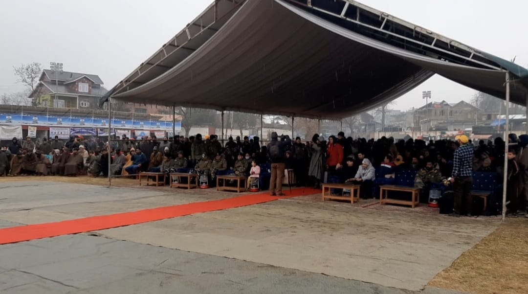 ChinarcorpsIA's tweet photo. "Annual Chillai Kalan Festival" at Batpura Stadium, #Shopian began with a grand #cultural &amp; #musical extravaganza yesterday. The event also showcases stalls of local #cuisine, art and handicrafts of #Kashmiri cultural #heritage. 

@adgpi
@NorthernComd_IA 
@OfficeOfLGJandK https://t.co/K1qvgSnVLq