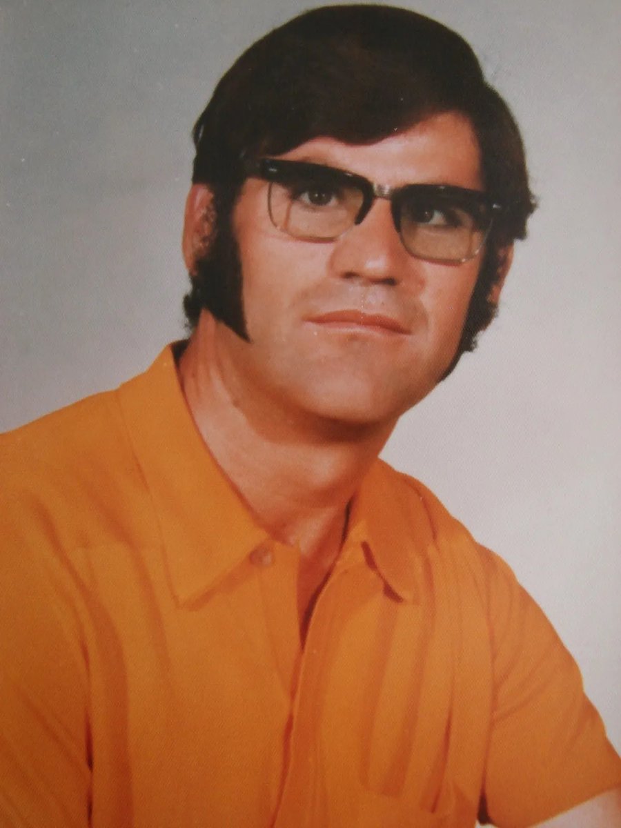ARMH_Memoria's tweet photo. Mañana se inicia la exhumación de Cipriano Martos, el último desaparecido del franquismo. Fue asesinado por la Guardia Civil en Reus, el 17 de septiembre de 1973. Era trabajador de la construcción, sindicalista y militante del PCE m-l. https://t.co/qmuJe53Rn0