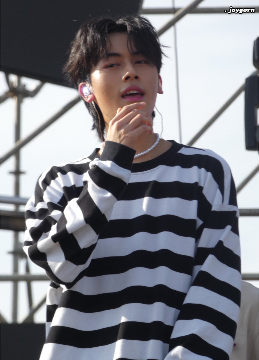 joygorn's tweet photo. ไม่แต่งรูปละ มันเป็นความหล่อที่แบบเร่งด่วนอะ
#พ้อกสีอินบิ๊กเมาเท่น
#PROXIEGorn https://t.co/3fb4cXdm9H