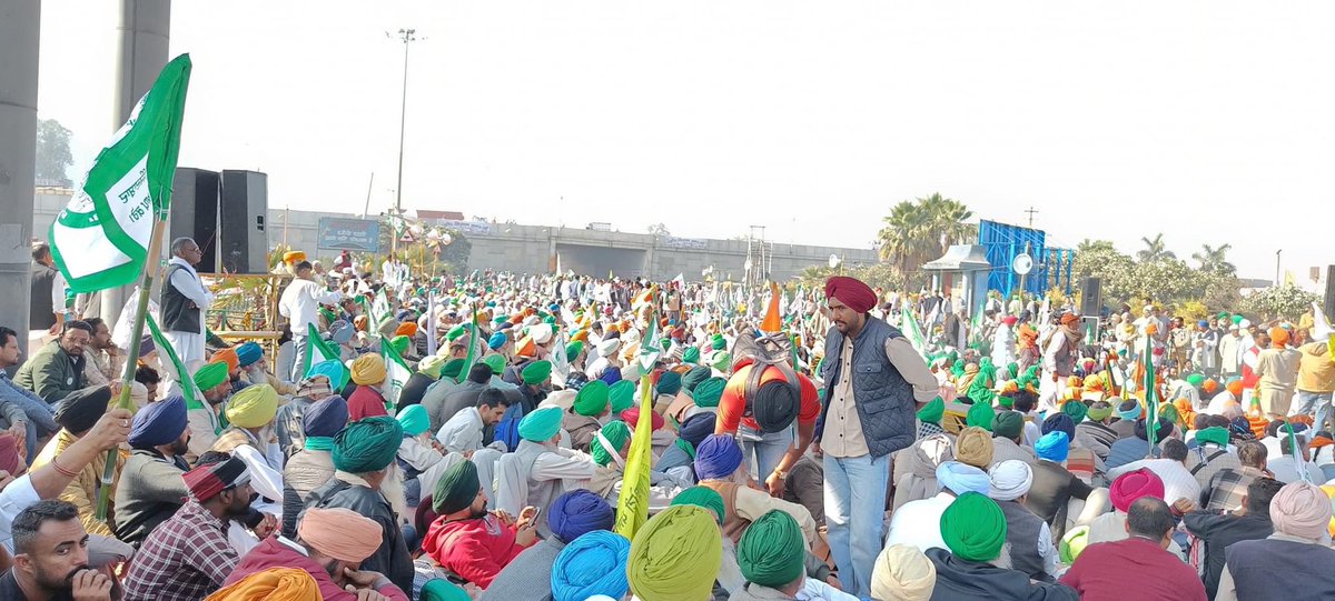 PunYaab's tweet photo. A year after farmers went back from Delhi to their homes, Farmers are back near Singhu  border to remember the farmers who lost their lives during farmer protest. Photos: BKU Sidhupur https://t.co/UOEiYYfXwP