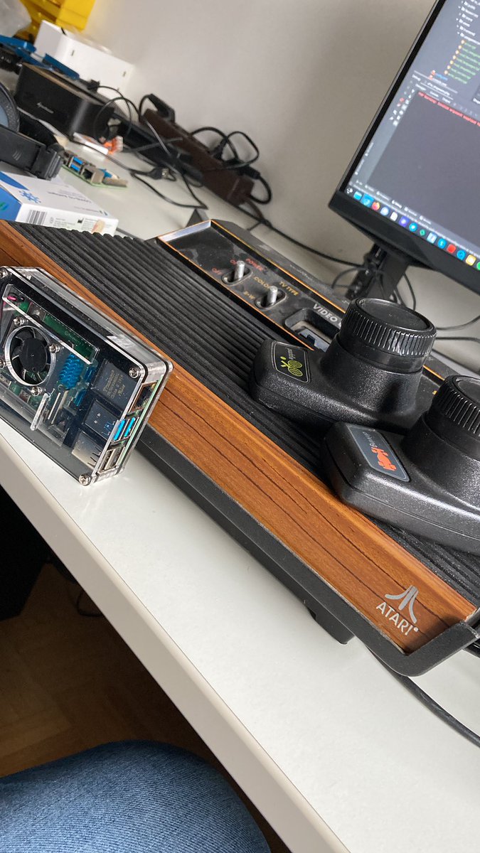 MWsatware's tweet photo. VCS recapping & cleaning project+ @Raspberry_Pi CoPro 4 #EmuStation. https://t.co/sn7svvTqRi