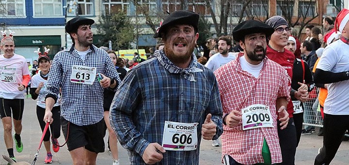 sdkorrikazaleak's tweet photo. Quedan 20 días para la @sansilvestreBIO

¿Te la vas a perder?

Inscripciones en https://t.co/BuBfdR4H7c

10€ el dorsal, ¡la carrera sin inflación! https://t.co/OL6EO1u1eN