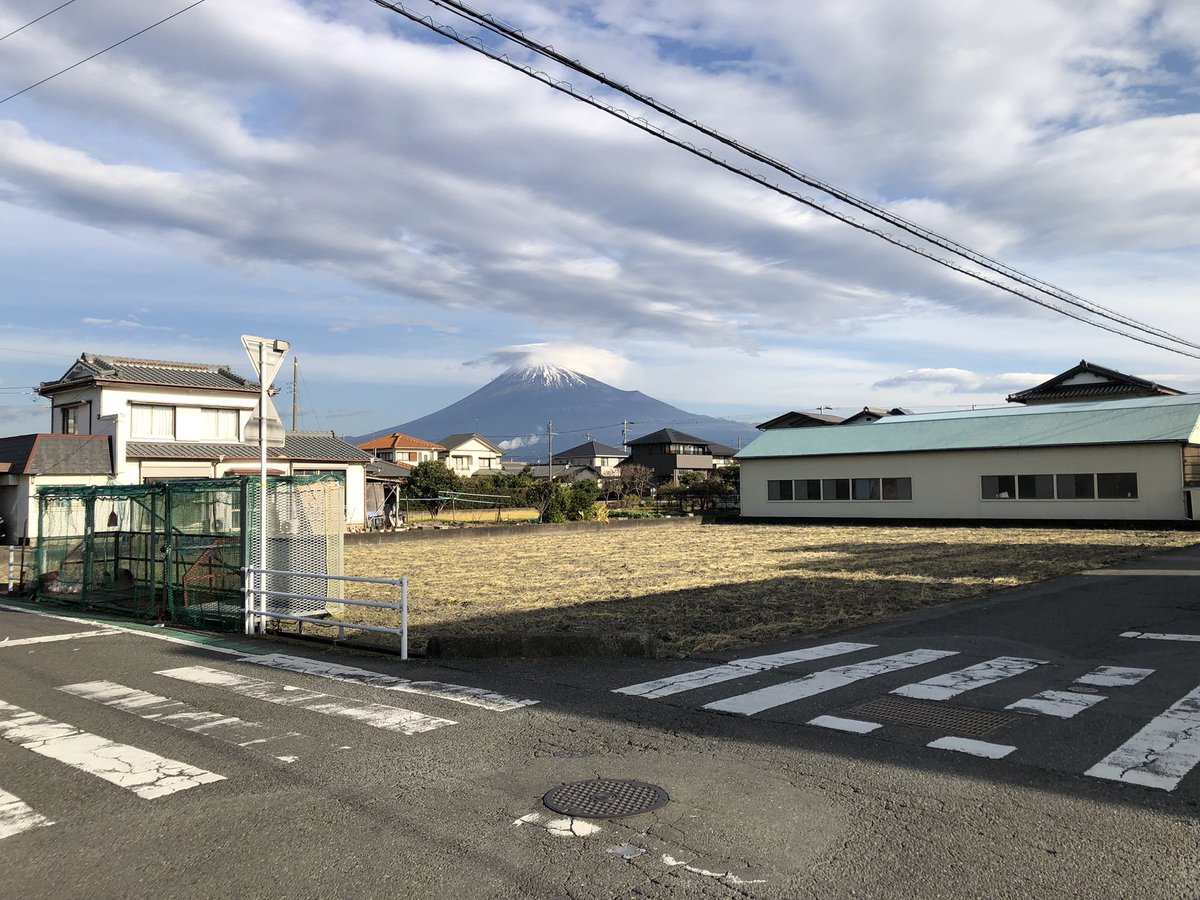 dadasan18's tweet photo. 自力を信じて、ぴあアリーナを目指す！
ナンバーガール！
遠いなぁ。 https://t.co/Z7i0VYpxhF
