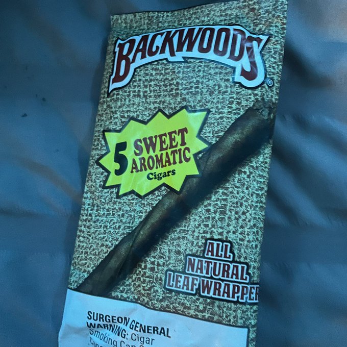 Gave my niece a Slim Jim next thing I know she walks up to me with these asking &ldquo;can you share with me&rdquo;<a href="/tag/funnykids"class="tags"><span>#funnykids</span></a><a href="/tag/nsanejane"class="tags"><span>#nsanejane</span></a><a href="/tag/auntiesbelike"class="tags"><span>#auntiesbelike</span></a>