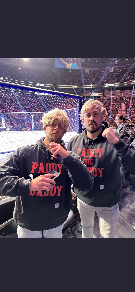 вαℓℓιηк 💙 tweet media