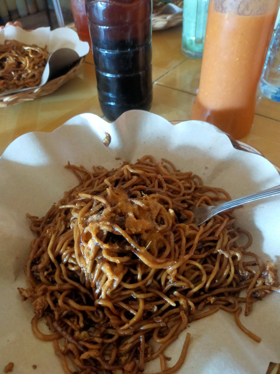 Kalo ke sambas pasti singgah sini, WAJIB!