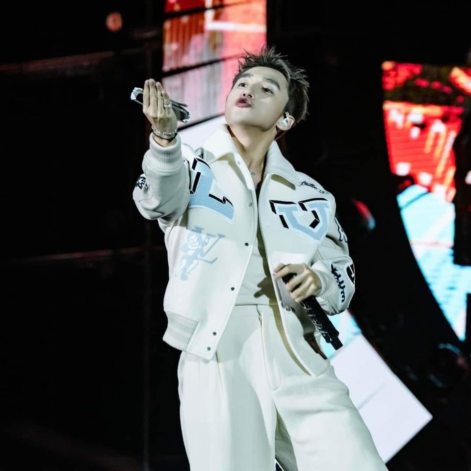 sontung_mmeme's tweet photo. Cần Thơ last night💕
#sontungmtp #mtpisus #mmeme https://t.co/BV1Xk8dO5V