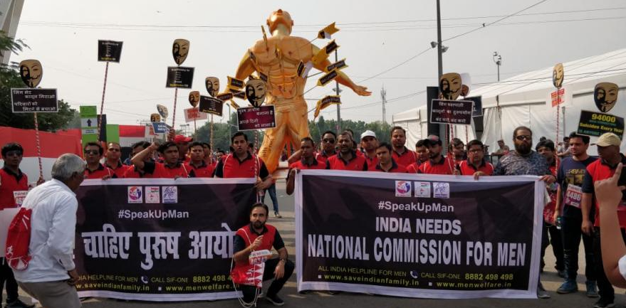 PhysicsChamp's tweet photo. O #men Forget about constitutional rights in #India . You are just a step away from a complete destruction. Mere fake complain will give a right to #Indianpolice to harass you and #juidiciary  won't help you either
#MensRightsAreHumanRights https://t.co/JLsi9vQSVg