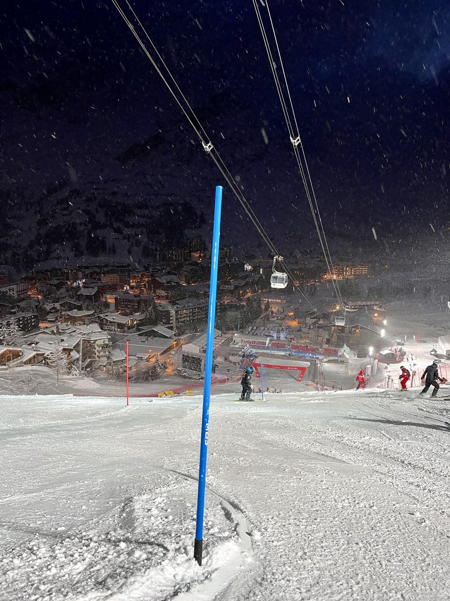Be sure to not miss the slalom season opening in <a href="/criterium1neige/">Critérium 1ère Neige</a> 
The program is confirmed ➡️ 1st run at 9.30 CET // 2nd run at 12.30 CET

#fisalpine
