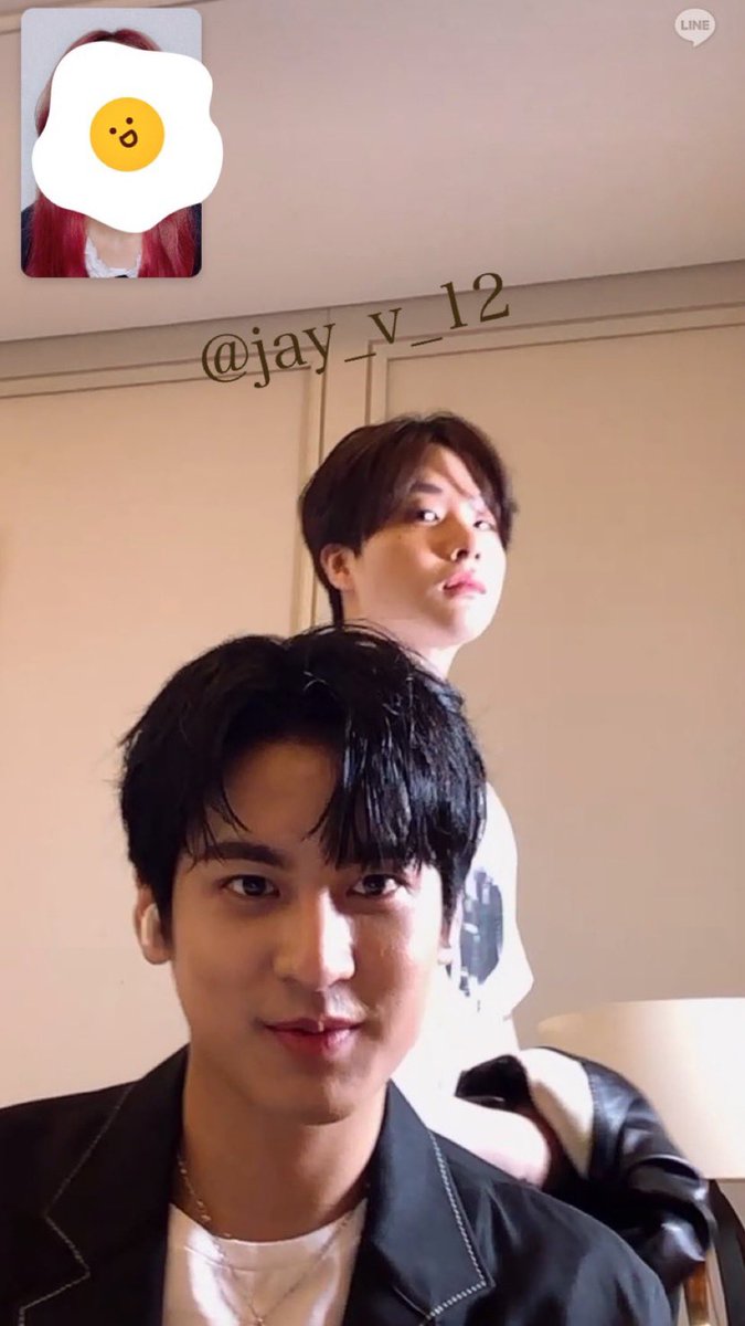 초 🍀 tweet media