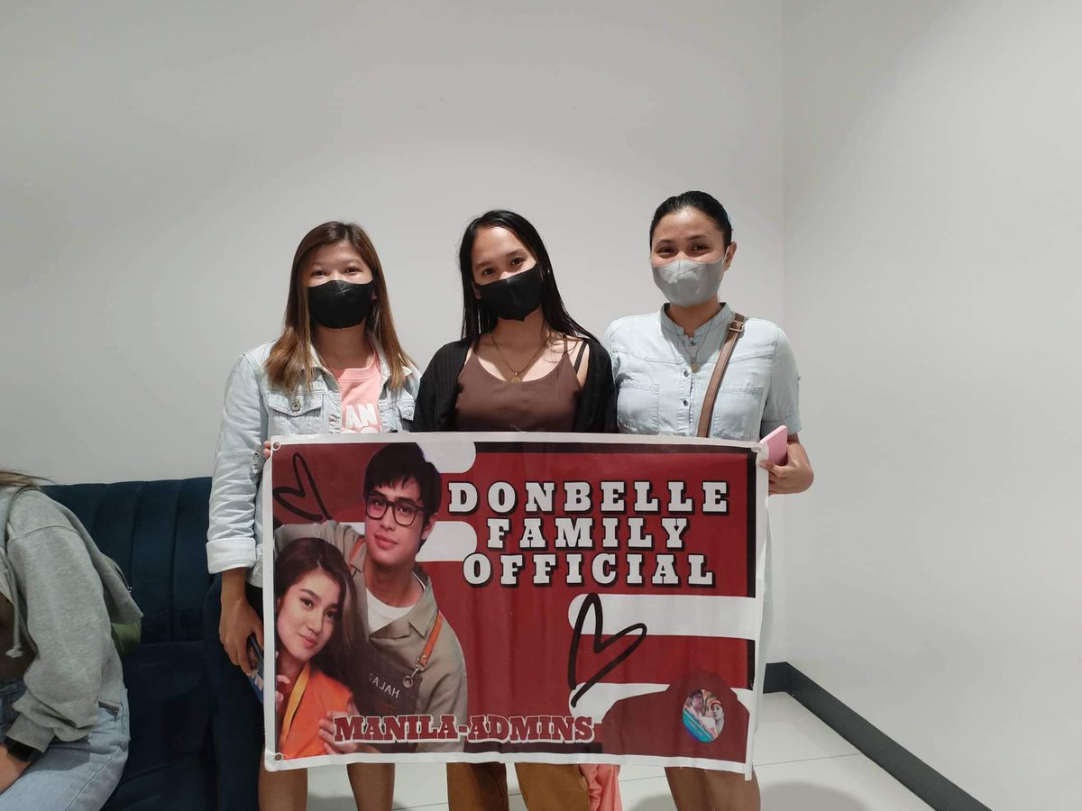 donbellefamily9's tweet photo. Congratulations admins! Thank you so much for the support! To @DBubblyAtes words are not enough. But thank you for making this event happen. Without you, we couldn't be here. We're all grateful and happy!143 Ates &amp; familyyyy!!💛💜💚

#DonBelle #DONBELLEmpire
#AnInconvenientLove https://t.co/PVzAy51IGw