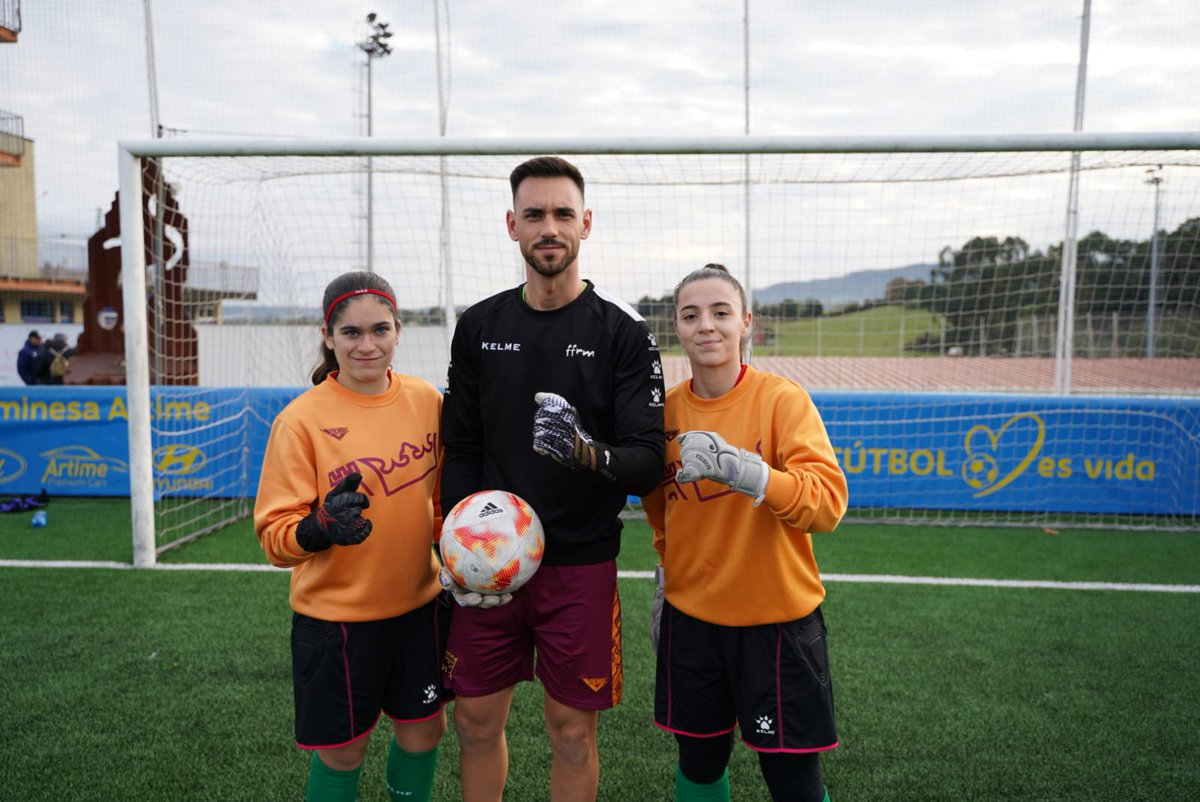 💪 ¡¡#VamosFFRM!! 💪

⏰ 9' | #FFRM 0-0 #NAV | #Sub17