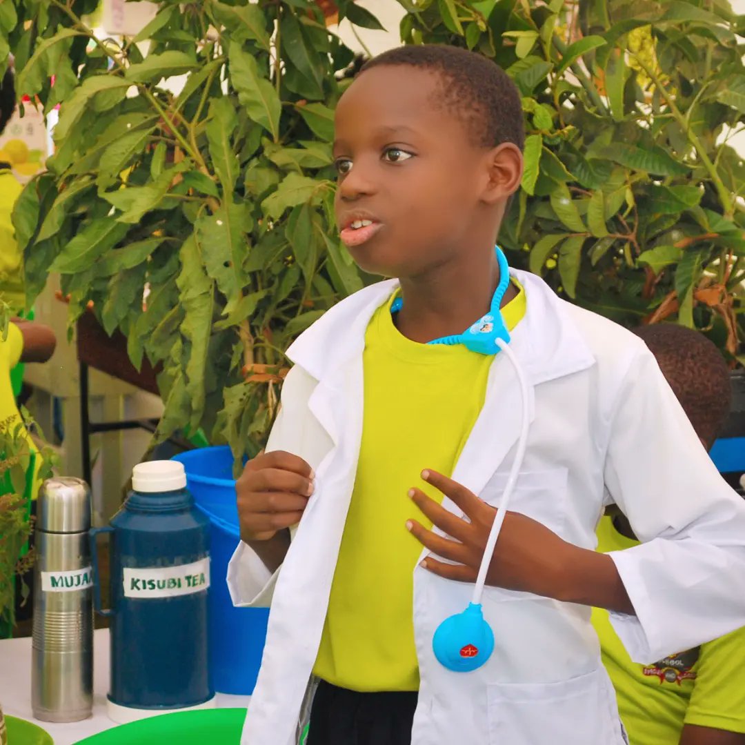 MalaikaSchool's tweet photo. The science fair project takes a bit of time to complete. So, doing one during a break is a great way to fit in one. #Admisions in progress. You can book for your child now! Call us or WhatsApp us via +256787556022
#SproutandBlossom https://t.co/X5mlZtQoR1
