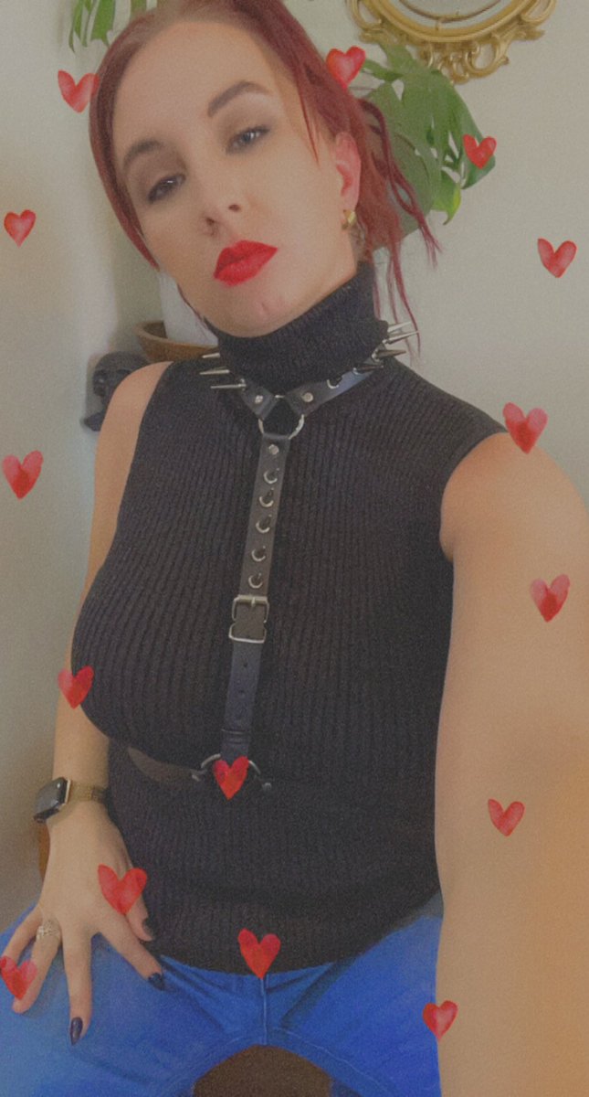 RedheadFireman's tweet image. Leather is my favorite! #WizkidLiveAccra #HeismanTrophy #CrawfordAvanesyan #搞定要要個尔