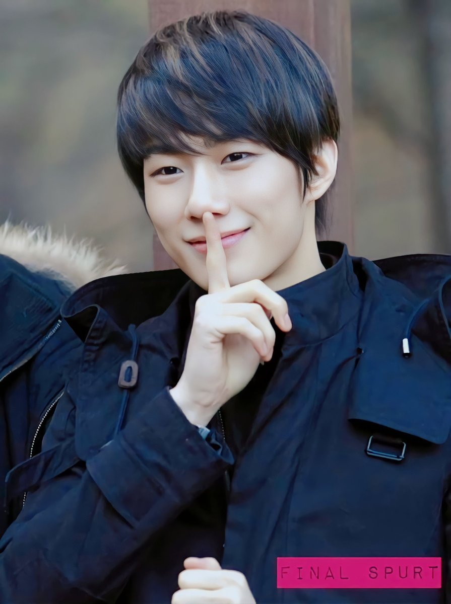 chocopuppy_109's tweet photo. 120226 X-5 미니팬미팅 건이
예민미와 댕댕미를 한번에(˃̣̣̣̣︿˂̣̣̣̣ ) 건이하세요
#손우현 #SonWooHyeon #Xenos5 #Ghun https://t.co/PYFu6WHUTX