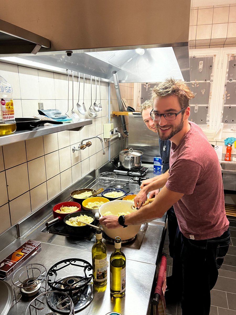 BesseJC's tweet image. Fuel for #scientific activities at the @qudev winter retreat's #swiss #night.
Guess how much cheese we ate