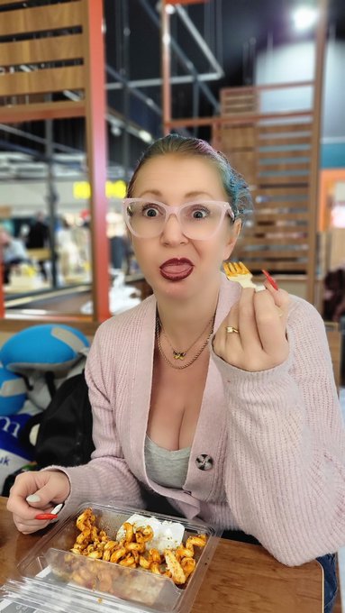 Morrnnniinnng https://t.co/Ql4NKCd2iq