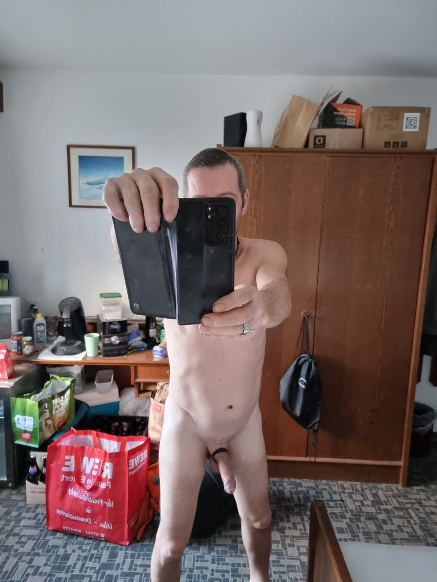 siebenhaar79's tweet photo. Guten morgen wünsch euch allen ein schönen dritten Advent 🔥🥵❤️‍🔥 https://t.co/qGZzeWngpf