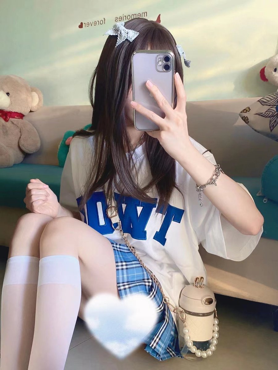 dbinxin1's tweet photo. 喜欢嘛哥哥 https://t.co/mUn5asIc1z