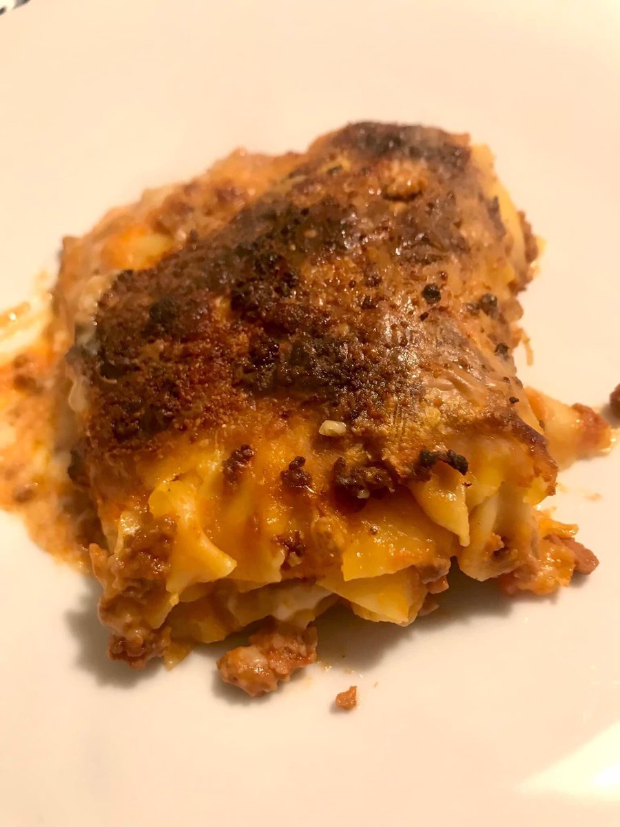 Le lasagne sono uno dei classici piatti delle festività...
#cucina #ricette #lasagne #food #foodporn #modena #bologna