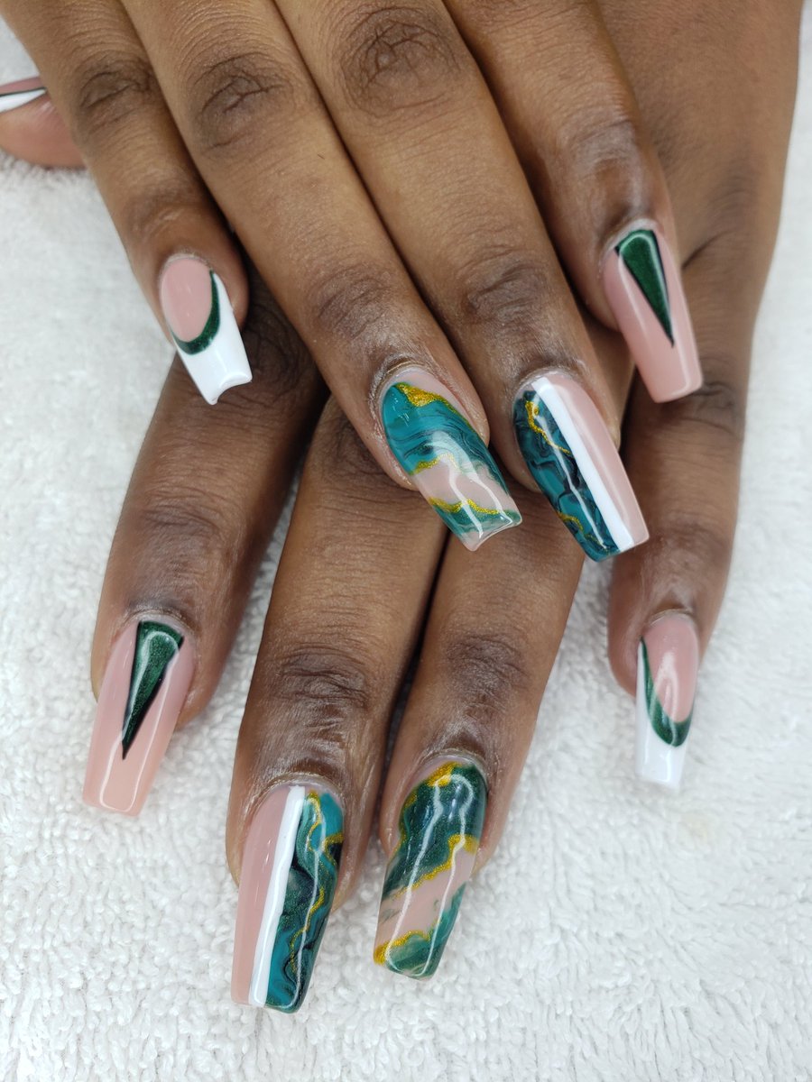 thenailguyi's tweet photo. Nails of the week.......
Nicely sculpted soft gel extensions are done by us, trust us with your claws make an appointment now https://t.co/7M1aADMp1j