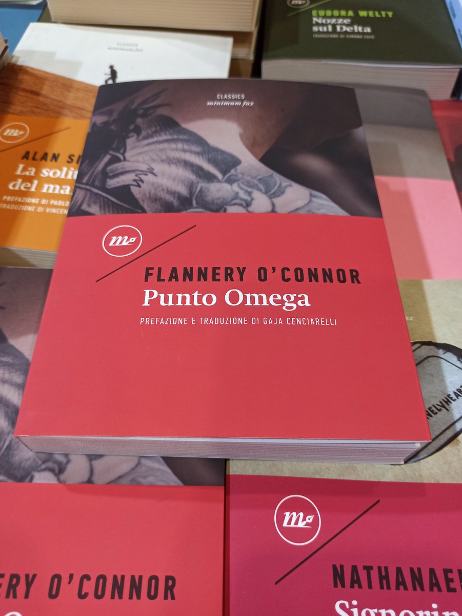CasaLettori's tweet photo. La filosofia di @minimumfax 

Proporre libri bellissimi 

Visitate lo Stand a @piulibri22 

Foto di @CreativeBooksIT 

#RaccontoEmozioni a #CasaLettori 

@crociangelini @CarmelaCusmai @chiararea7 https://t.co/LQUiomqUFm