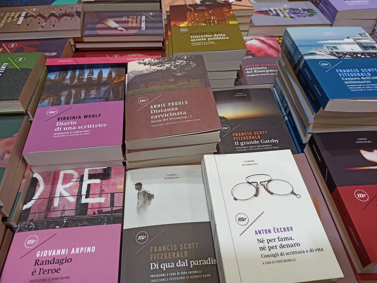 CasaLettori's tweet photo. La filosofia di @minimumfax 

Proporre libri bellissimi 

Visitate lo Stand a @piulibri22 

Foto di @CreativeBooksIT 

#RaccontoEmozioni a #CasaLettori 

@crociangelini @CarmelaCusmai @chiararea7 https://t.co/LQUiomqUFm