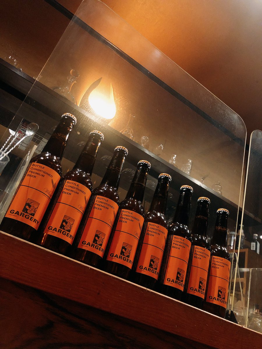 kamihikohki1012's tweet photo. #gargeryの飲める店
#紙ひこうき は #山梨県 では数少ない #ガージェリー が常備してる店です
※ガージェリーの詳細は
https://t.co/r1HgU1TS7f
個人的には #wheat (ウィート)が好きです。
ビールの苦味が好きな方は #xale がおすすめ
#black はスッキリ目の黒ビールです!
いつもと違うビールを是非 https://t.co/QMUAkw5jyw