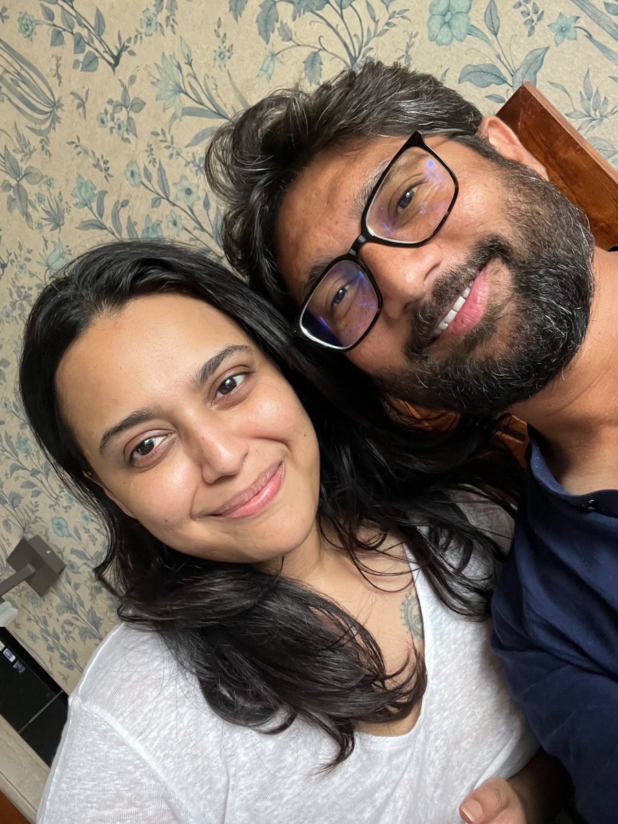 ReallySwara's tweet photo. Happy happy birthday warrior! @jigneshmevani80 💙✨🎉
May you have every joy &amp; May your efforts always come to fruition.. Go long go strong my friend! 🤗✨ https://t.co/869OVH8C0w
