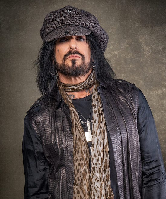 on-twitter-wishing-motleycrue-s-legendary